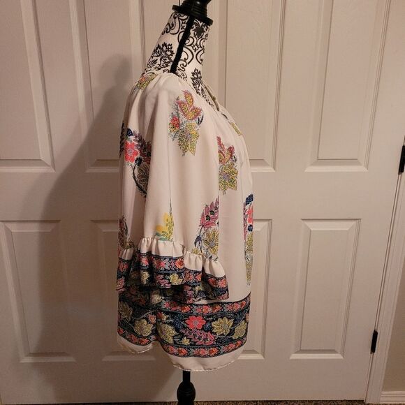 Yahada boho neon floral top - Picture 2 of 7